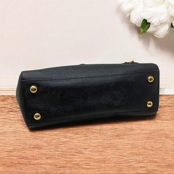 Michael Kors Cynthia Black Saffiano Leather Chain Handle Satchel Purse Bag - Picture 10 of 11